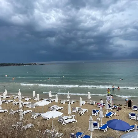Panorama Хотел Равда