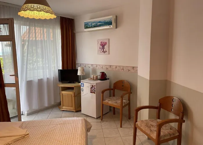 Panorama Szálloda Ravda